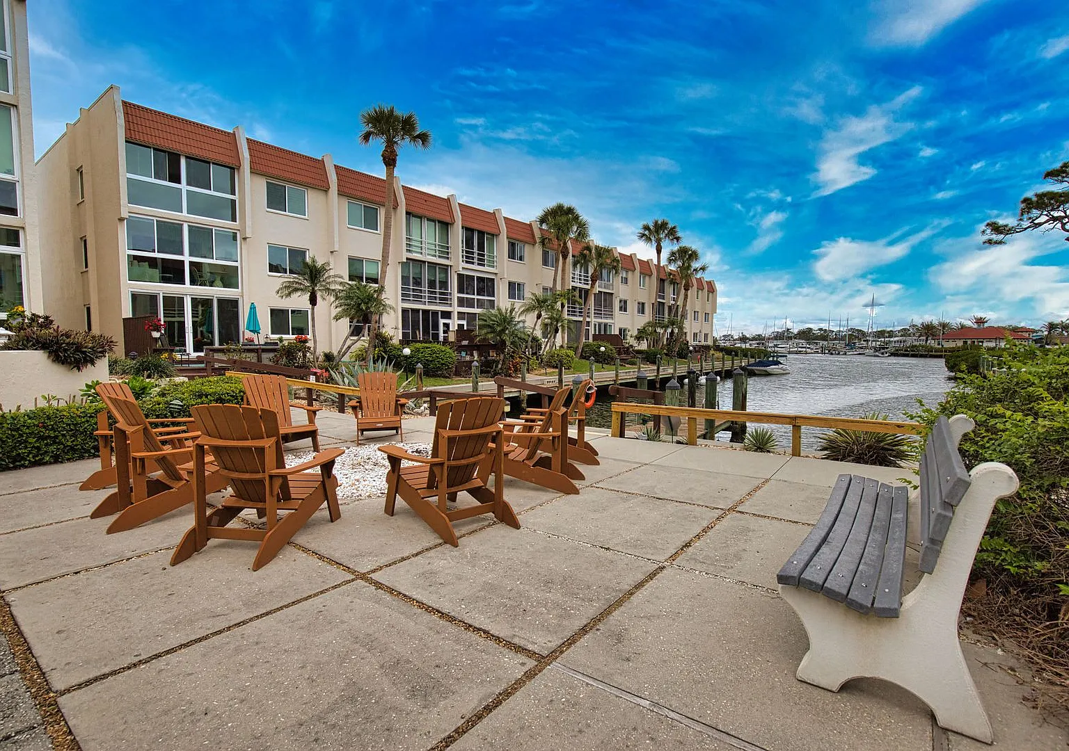 Annual 2-Bedroom 2-Bathroom Second Floor Condo on Venice Island with Stunning Waterfront! — Photo 3