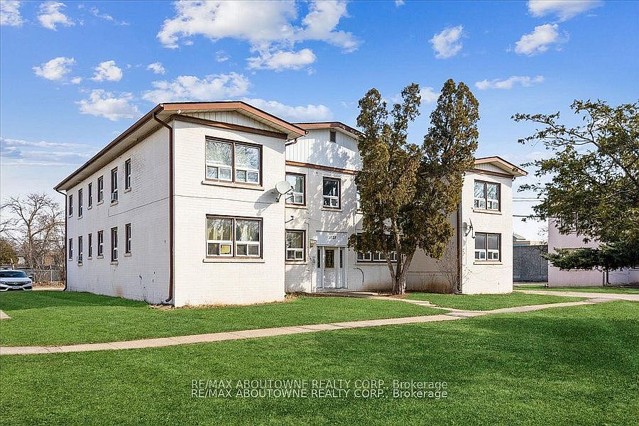 1st image of 1031 Churchill Ave E #7