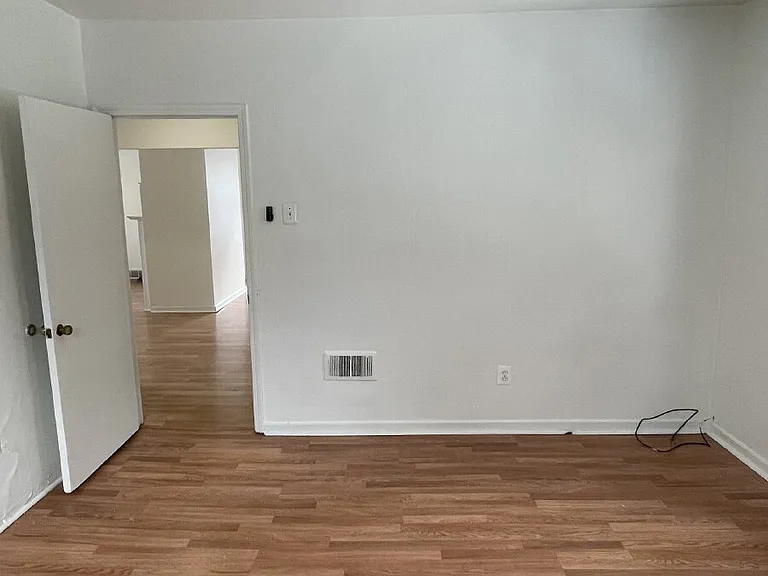 319 N Balph Ave — Photo 62