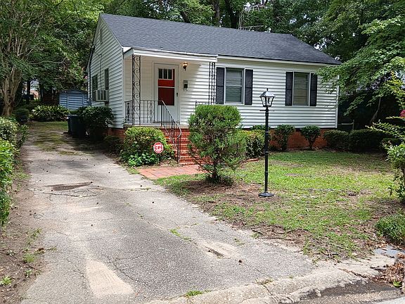 2nd image of 1604 Howell St
