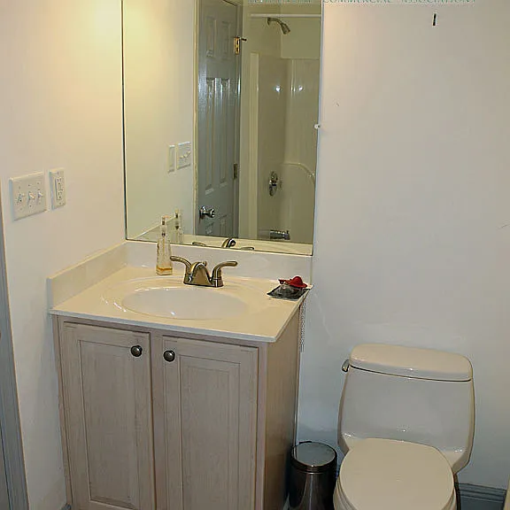 33 E 310 — Photo 10