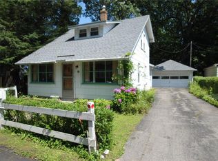 16 Scenic View Dr, Rochester, NY 14622