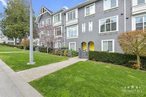 8168 136a St #52 Photo 1