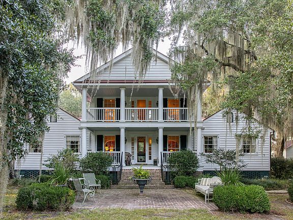 24th image of 1451 River Rd