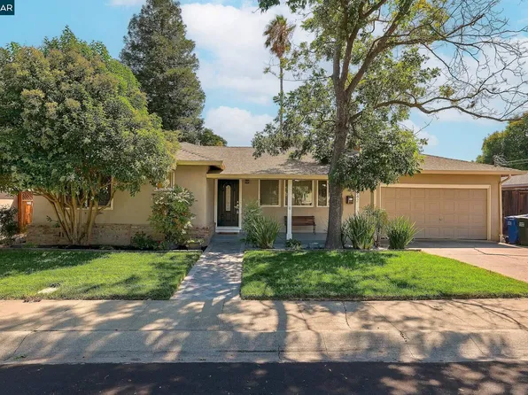 3242 Fitzpatrick Dr, Concord, CA 94519