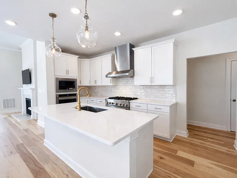 18 Whitaker Ln — Photo 10