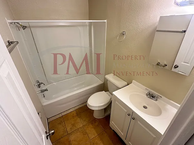 2238 Carreon Drive #7 — Photo 15