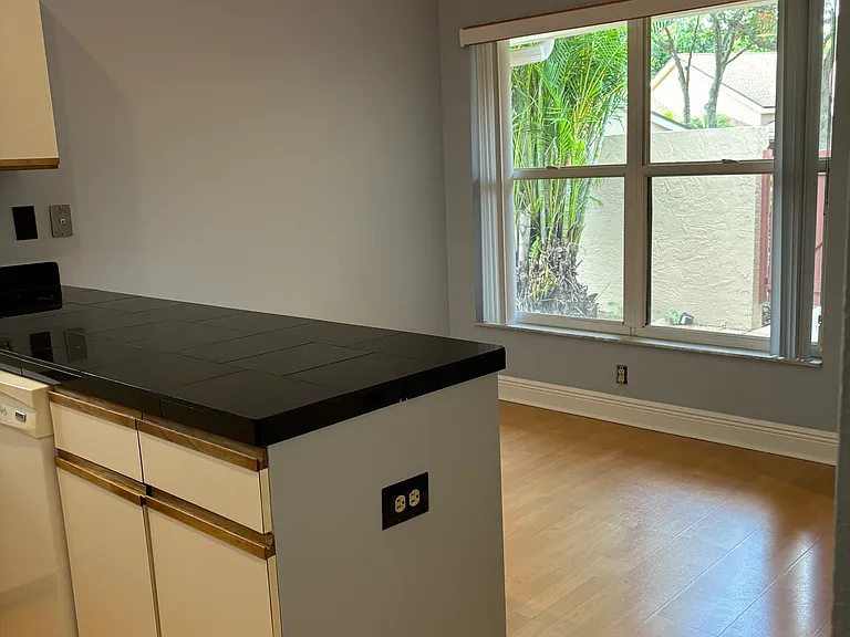 5706 Monte Rosso Rd #5706 — Photo 5