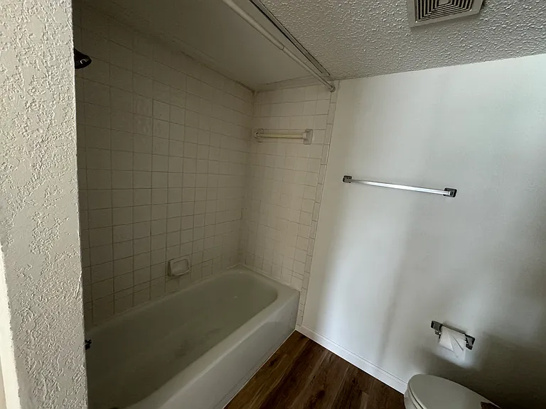 7413 Bogart Dr #B — Photo 8