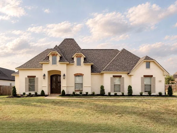 129 Wentz Dr, Stonewall, LA 71078