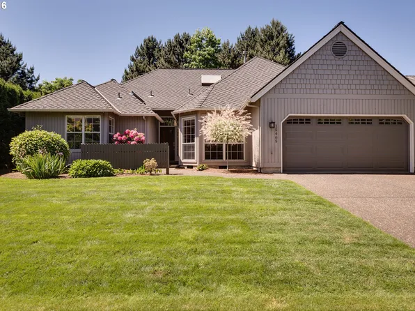 15465 SW Tanager Dr, Lake Oswego, OR 97035