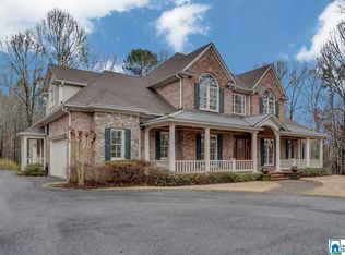 614 Shoal Ridge Dr, Leeds, AL 35094
