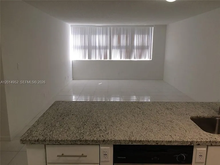 9143 SW 77th Ave #B107 — Photo 6