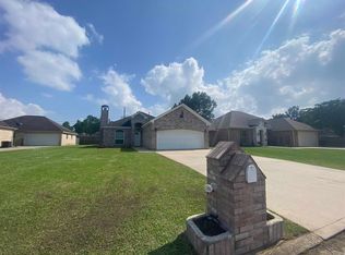 835 Tralee, Vidor, TX 77662