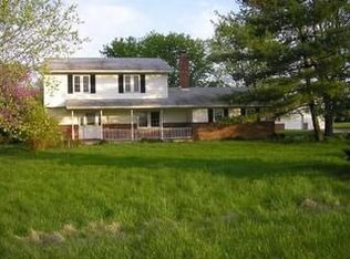 9343 Alkire Rd, Grove City, OH 43123