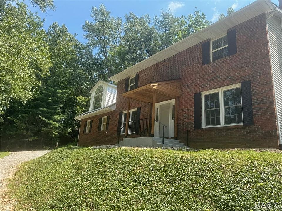 1st image of 491 Valley Dr