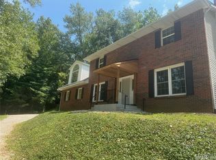 491 Valley Dr, East Alton, IL