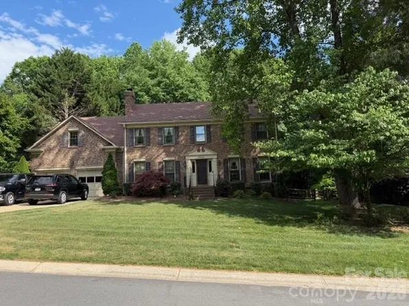 7615 Quail Hill Rd, Charlotte, NC 28210