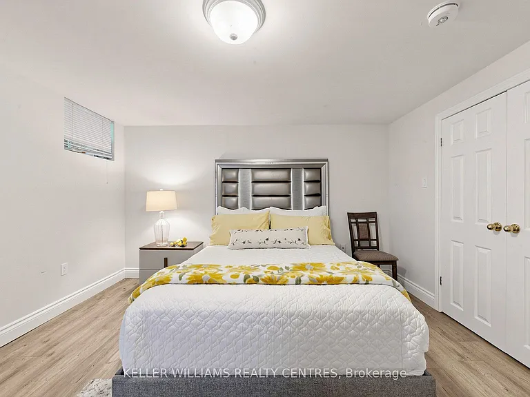 185 Newton St #LOWER — Photo 18