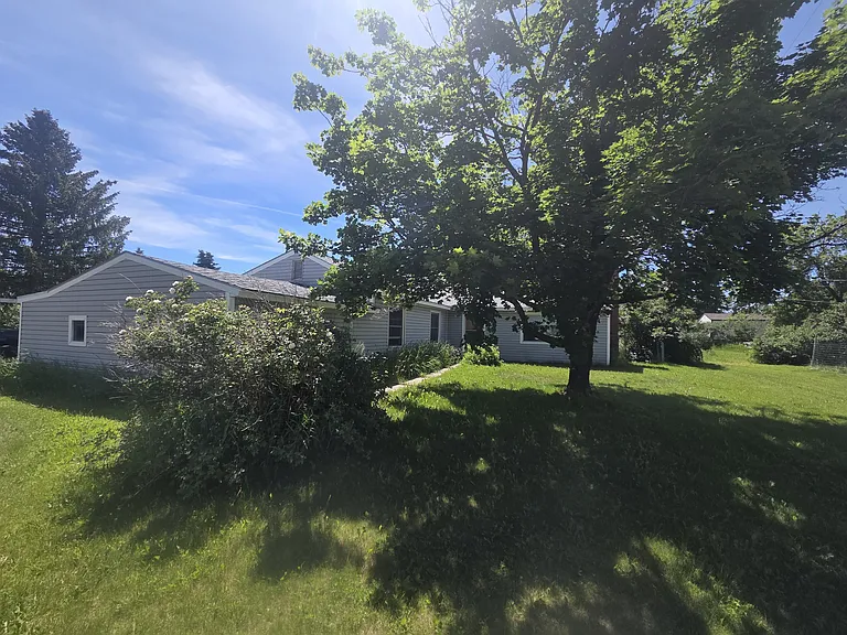 2406 Durston Rd — Photo 1