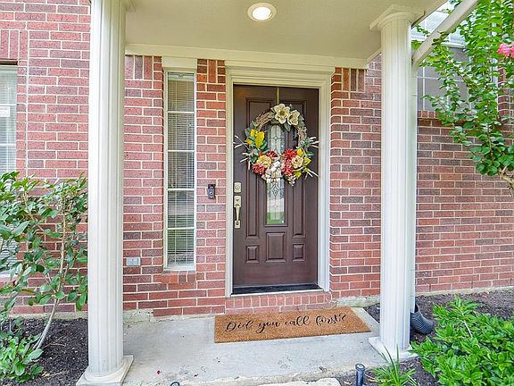 2nd image of 1111 Canyon Heights Ct
