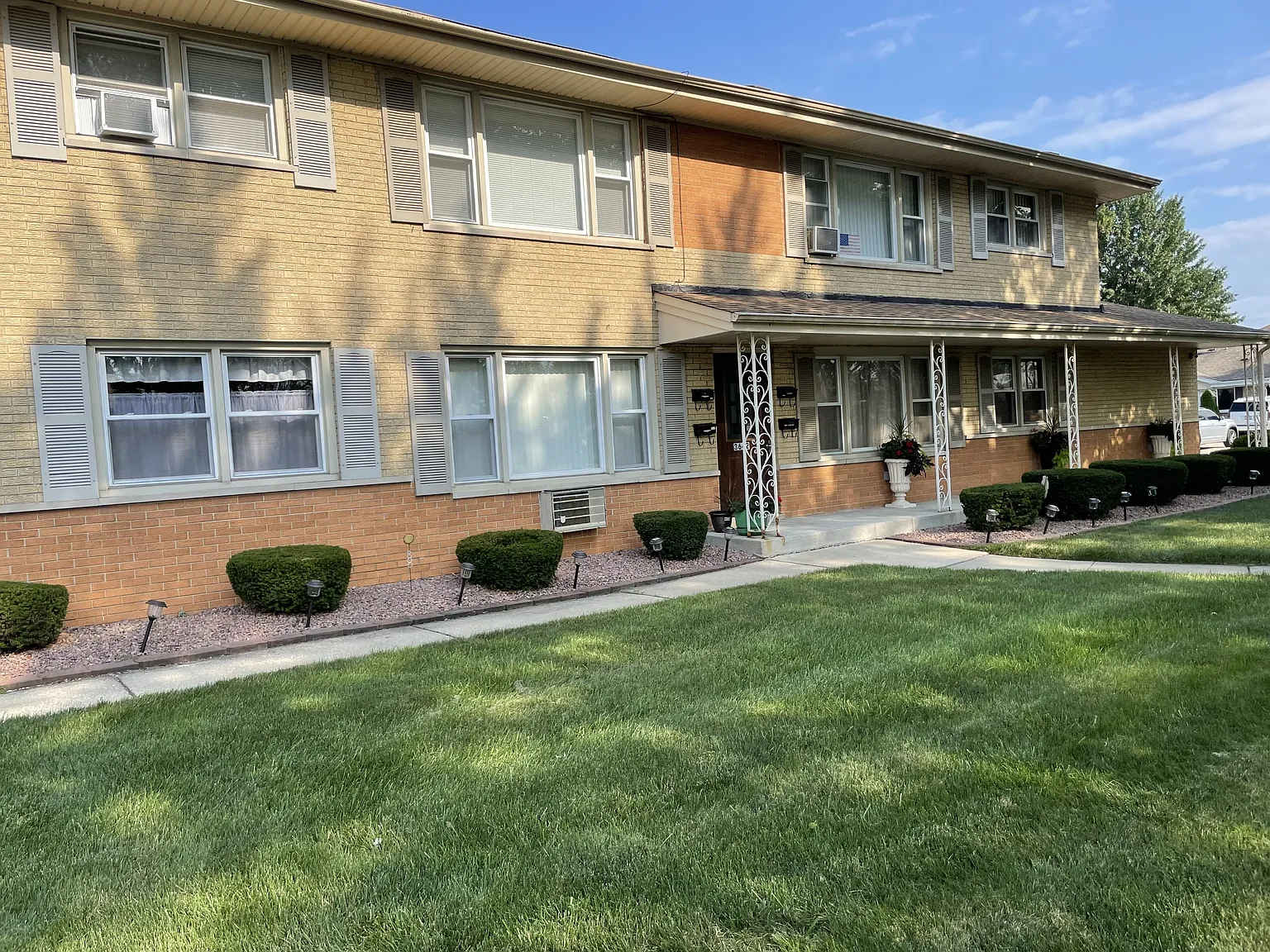 3642 W 120th Pl photo 1