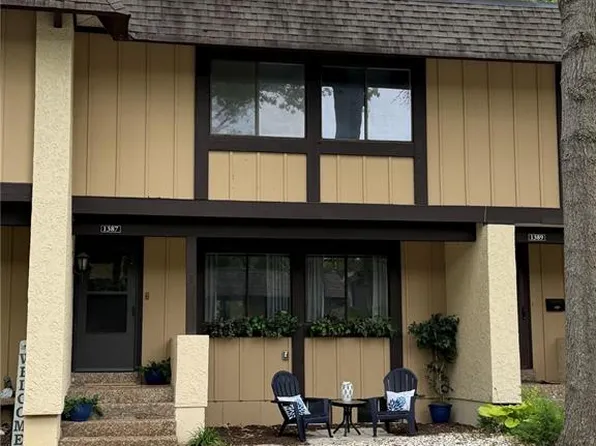 1387 Hampton Rd Unit C, Saint Charles, MO 63303