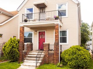 9615 Gallagher St, Hamtramck, MI 48212