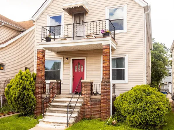 9615 Gallagher St, Hamtramck, MI 48212