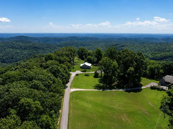 190 Cleve Ln, Briceville, TN 37710
