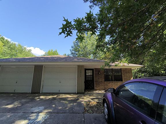 2nd image of 1511 S Vermont Ave #1511