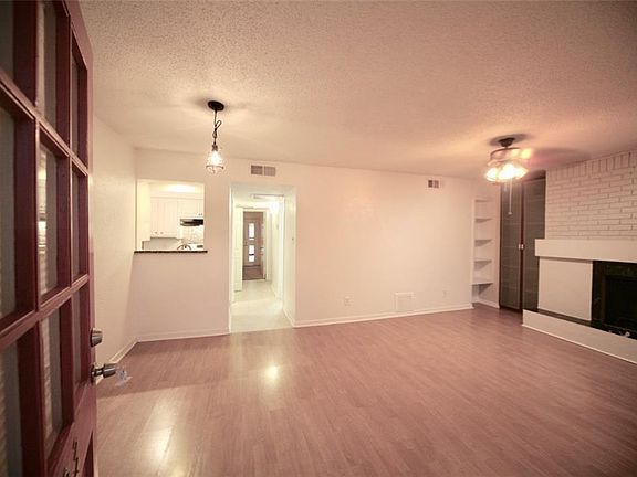 2nd image of 4708 McKinney Ave APT 103