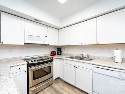 8307 Cricket Lake Dr, Charlotte, NC, 28277