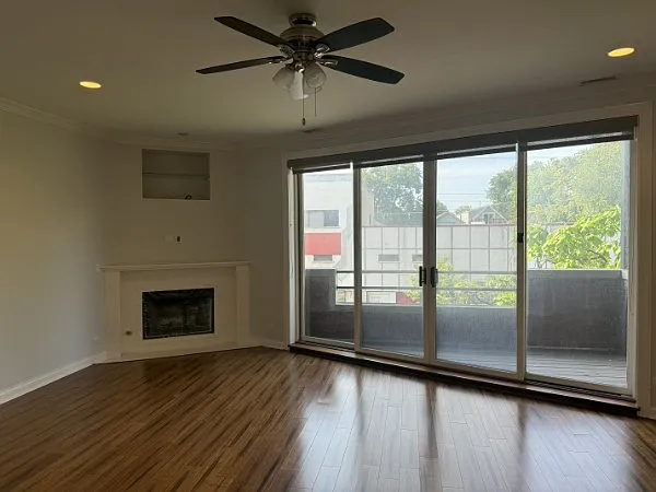 2153 W Belmont Ave #2 — Photo 9
