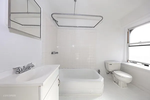 Rented by Corcoran | media 23