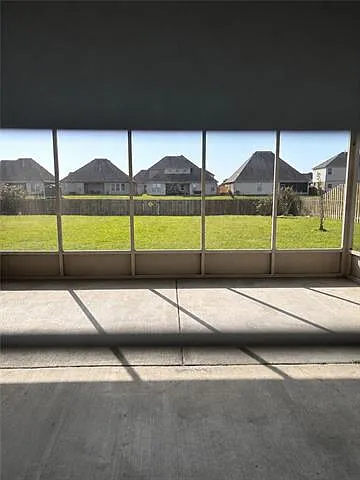 408 Lakeshore Vlg E — Photo 17