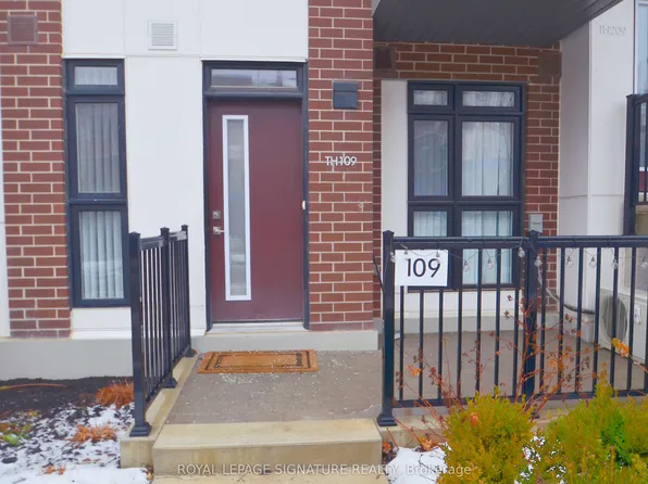 100 Canon Jackson Dr #109, Toronto, ON M6M 0C1