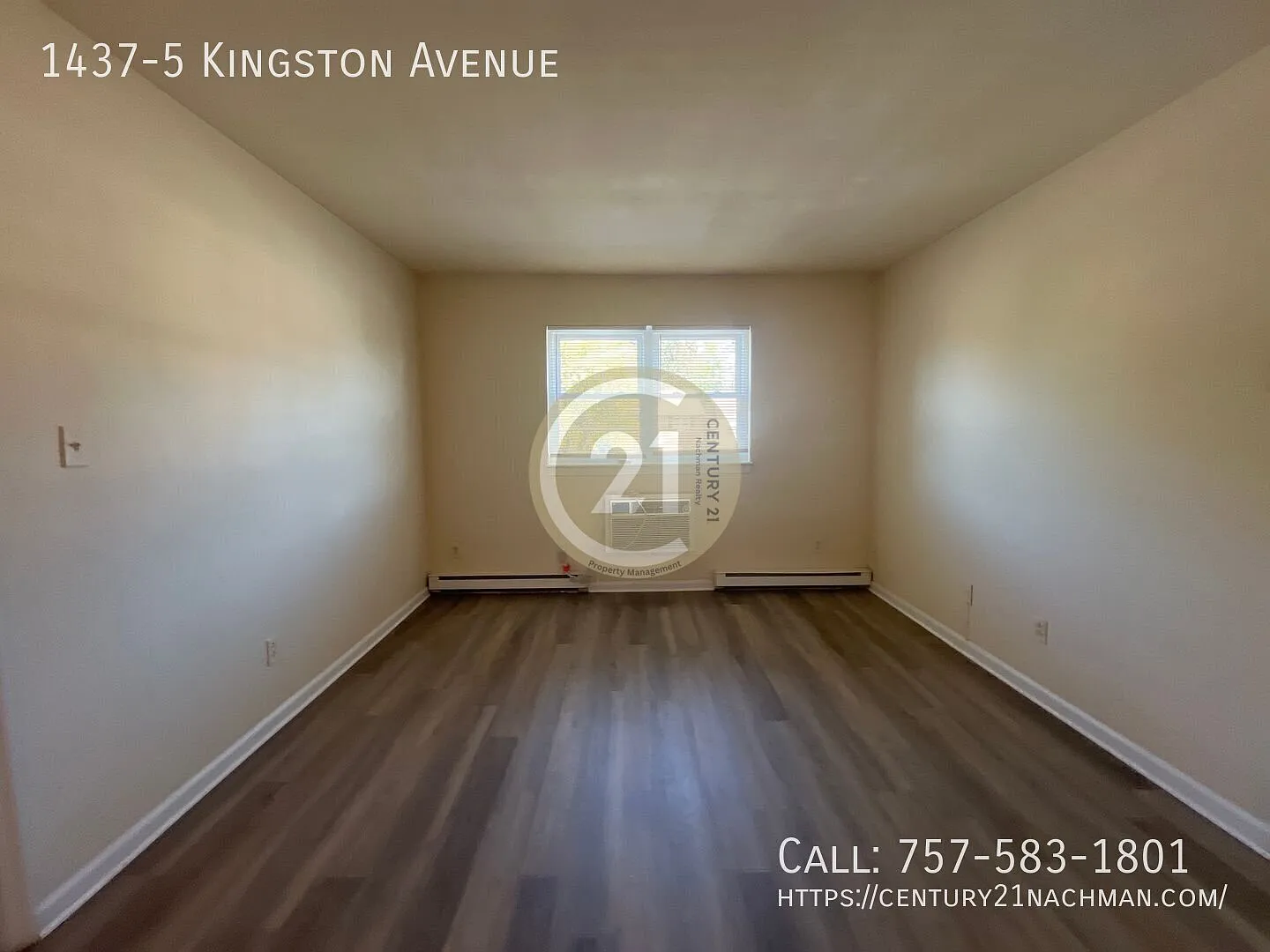 Just two blocks from the beach with on site parking and a dishwasher. — Photo 2
