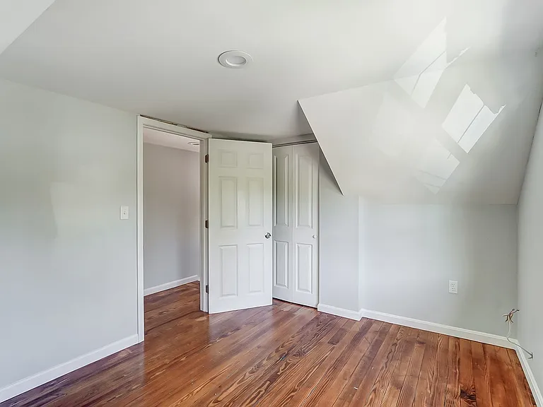 3627 Zinsle Ave — Photo 10