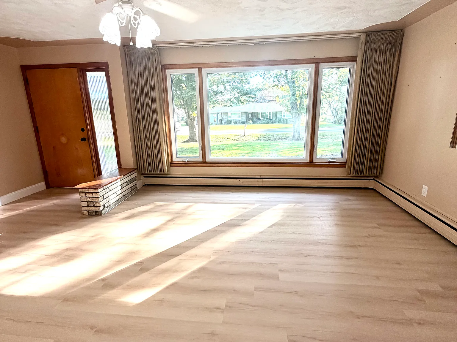 4 bed, 1828 sqft, $3,500 — Photo 4