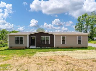 413 Whitaker St, Tazewell, TN 37879