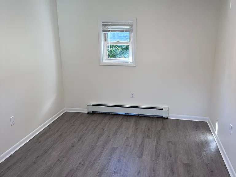 23 Elizabeth St #2 — Photo 5