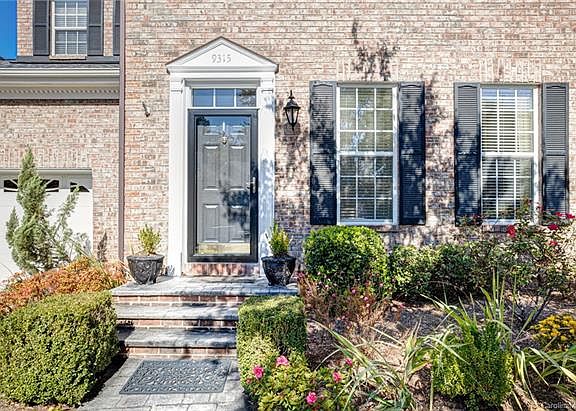 2nd image of 9315 Bonnie Briar Cir