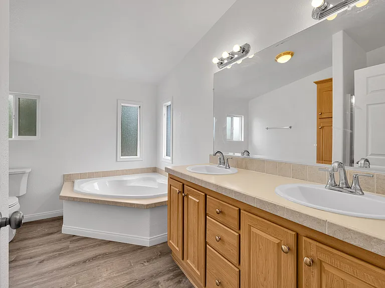 60377 Natoma Trl — Photo 16