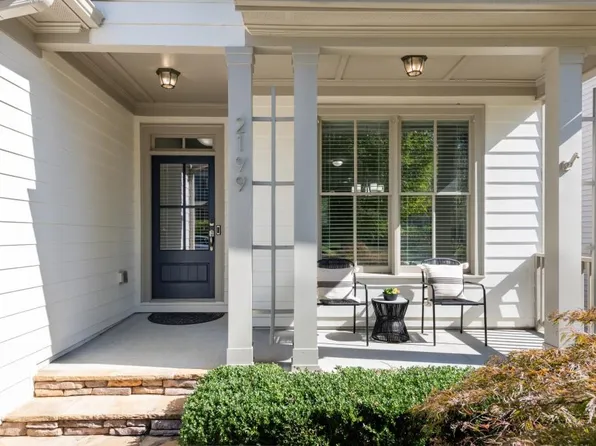 2199 Collins Ridge Dr NW, Atlanta, GA 30318