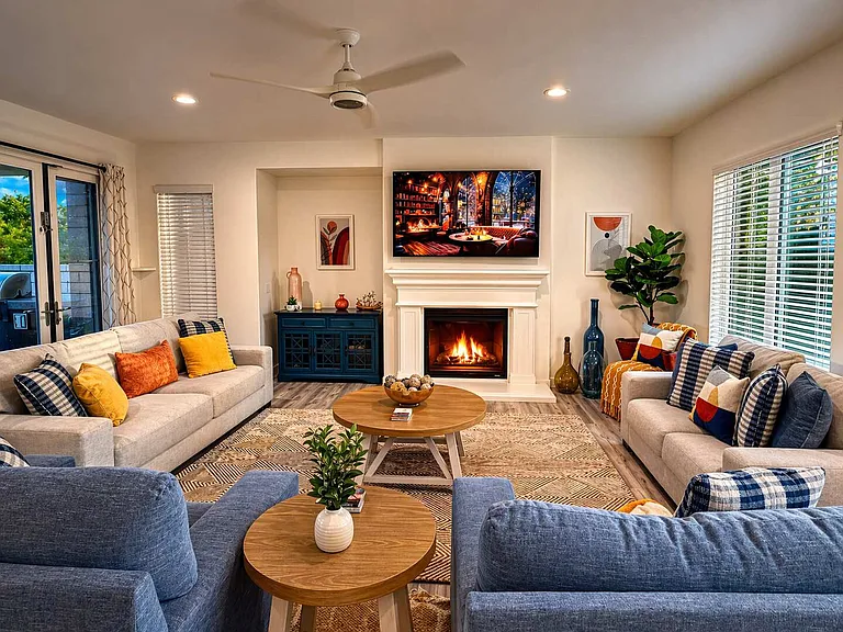 Del Lago Ct — Photo 64