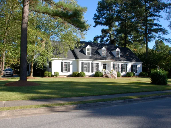 1403 Greenbriar Rd, Kinston, NC 28501