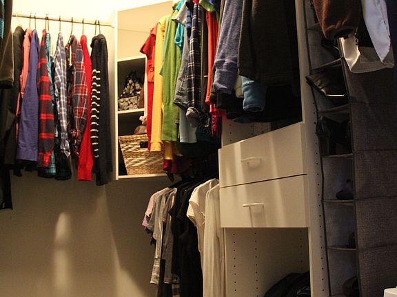 Walk-in closet w/ built ins