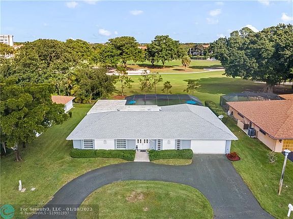 3rd image of 8921 N Lake Dasha Dr