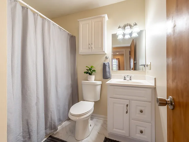 1005 Glade Rd — Photo 47